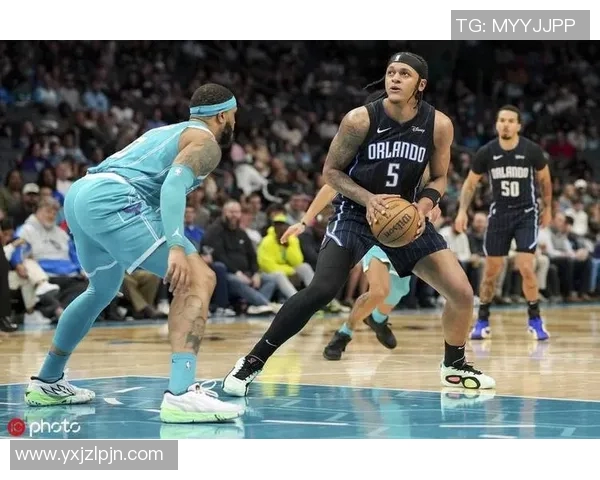 怀特30分班凯罗空砍36+11 凯尔特人轻取魔术