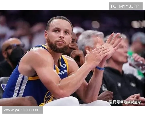 自由人聘请克里斯·德马科担任教练时，曾征求库里对他的评价