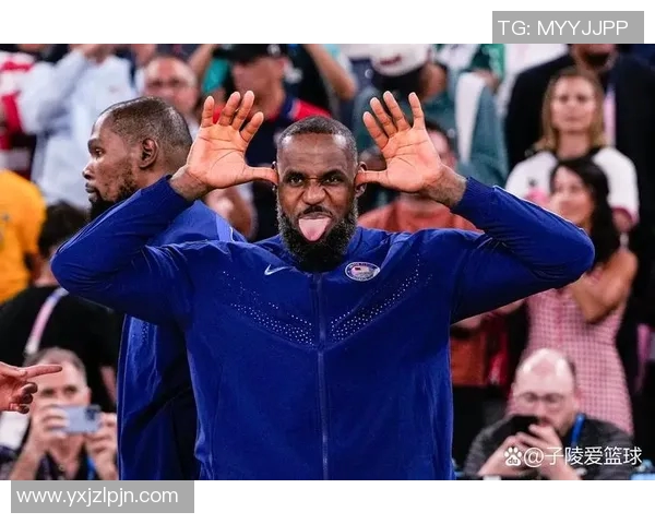 库里确定参加2027年三分大赛,布克或迎最后一舞?